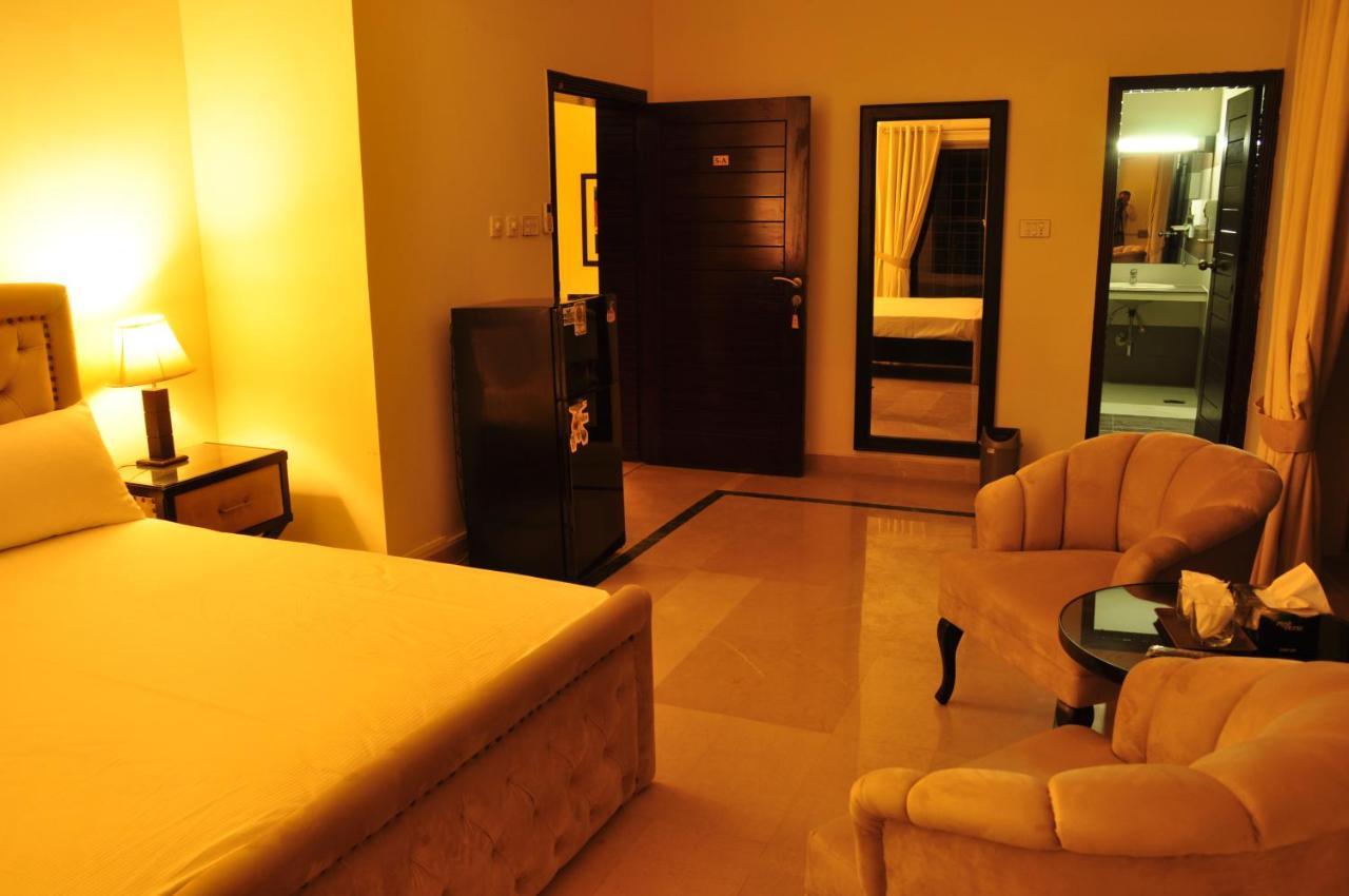 Reina Boutique Hotel - G6/3 Islamabad Buitenkant foto